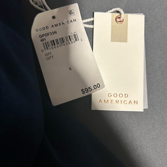 Good American Plus - Picture 3 of 3